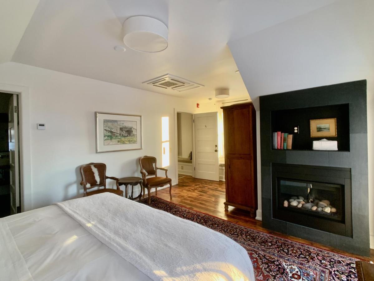 Woodbourne Inn 나이아가라온더레이크 외부 사진