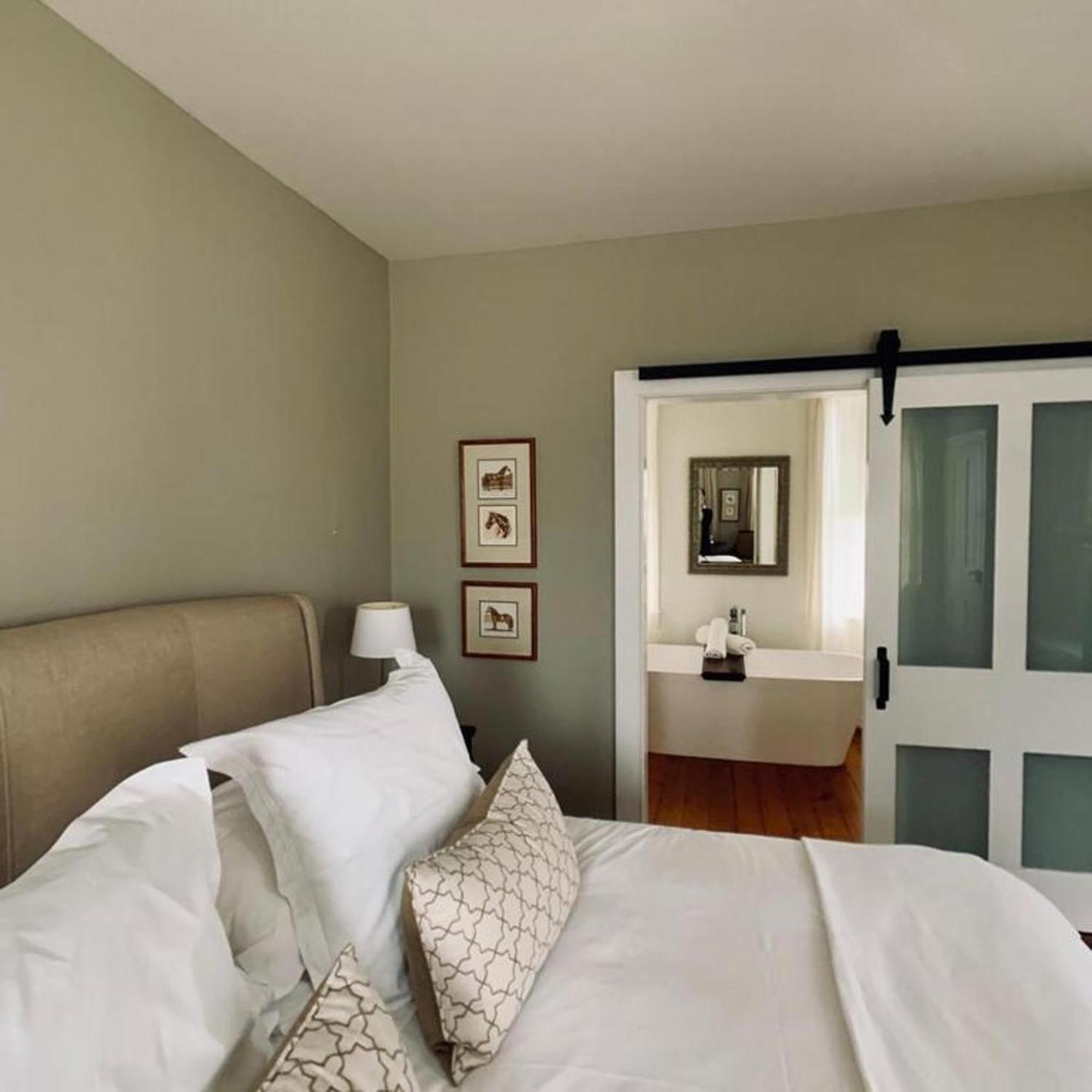 Woodbourne Inn 나이아가라온더레이크 외부 사진