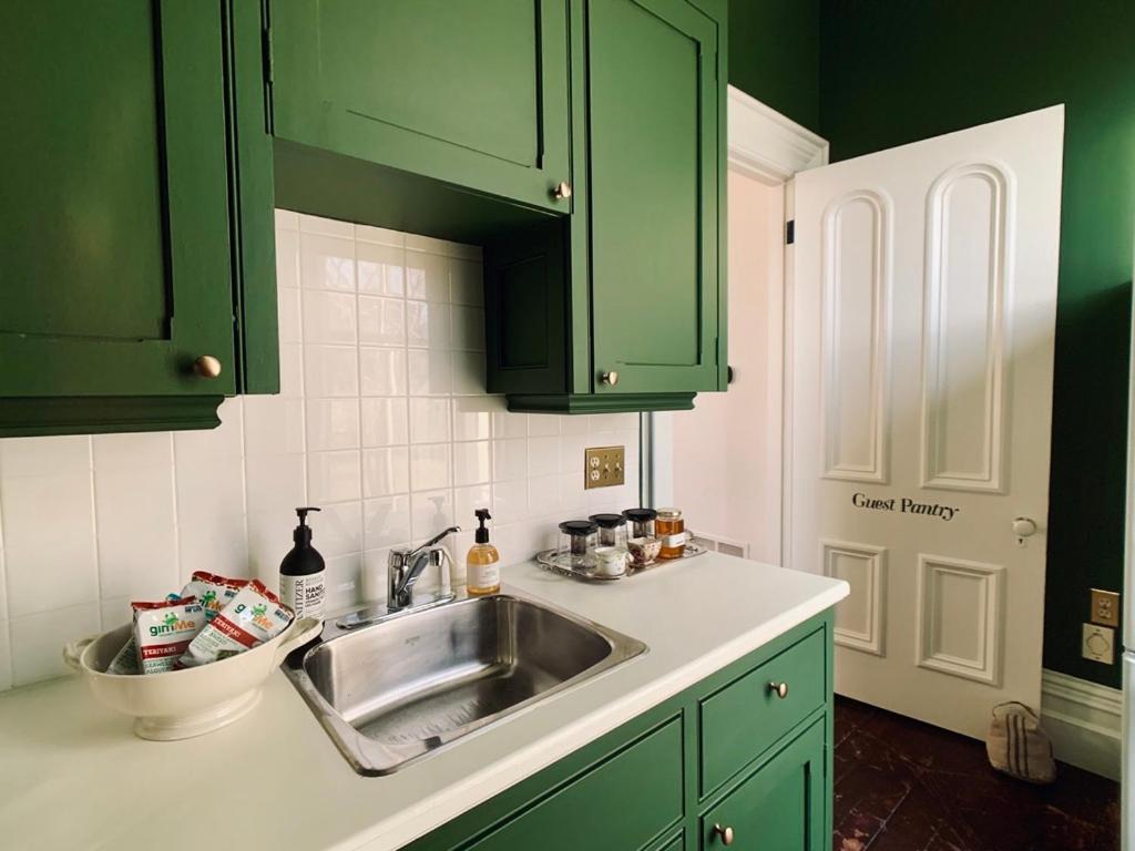 Woodbourne Inn 나이아가라온더레이크 외부 사진